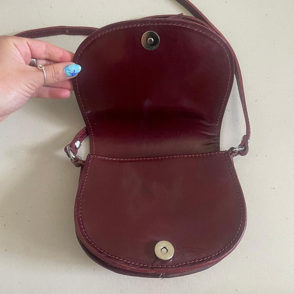 Vera Pelle Genuine Leather Crossbody Saddle Bag Brown One Size - Picture 2 of 9